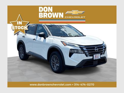 Used 2024 Nissan Rogue S FWD image 1