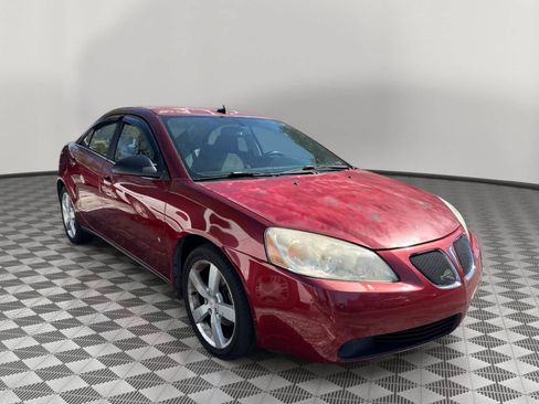 Used 2009 Pontiac G6 Sedan image 2