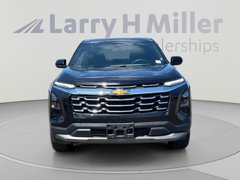 Used 2026 Chevrolet Equinox LT AWD/4WD image 9