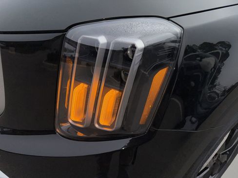 New 2025 Kia Telluride S image 6