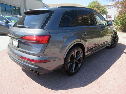Used 2026 Audi Q7 3.0T Premium Plus w/ Premium Plus Package AWD/4WD image 2