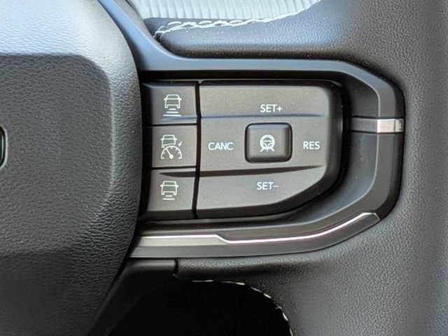 New 2026 Jeep Cherokee Laredo AWD/4WD image 19