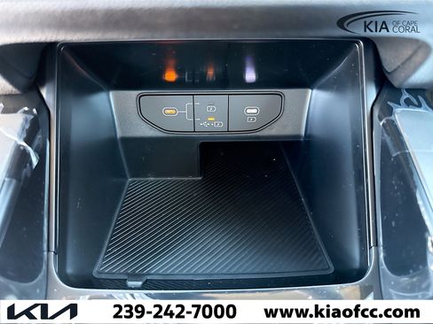 New 2026 Kia Sorento LX image 27