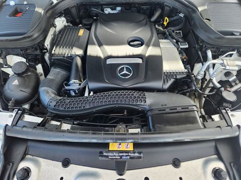 Used 2017 Mercedes-Benz GLC 300 GLC 300 image 19