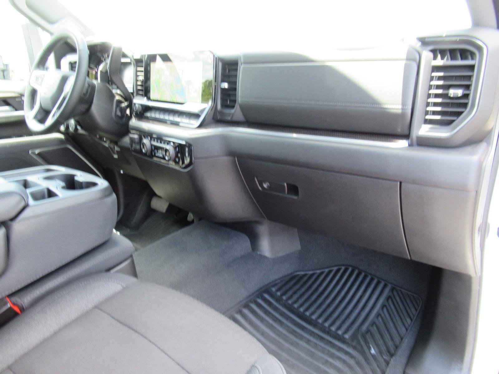Certified 2025 Chevrolet Silverado 2500 LT w/ Convenience Package AWD/4WD image 11
