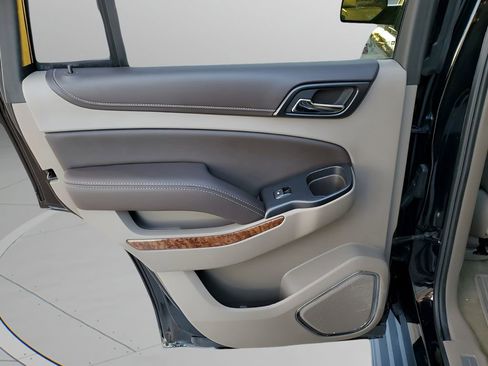 Used 2018 Chevrolet Tahoe Premier w/ RST 6.2L Performance Edition image 15