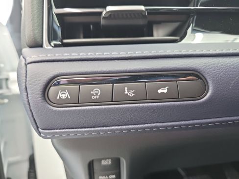 New 2026 INFINITI QX80 4WD image 38