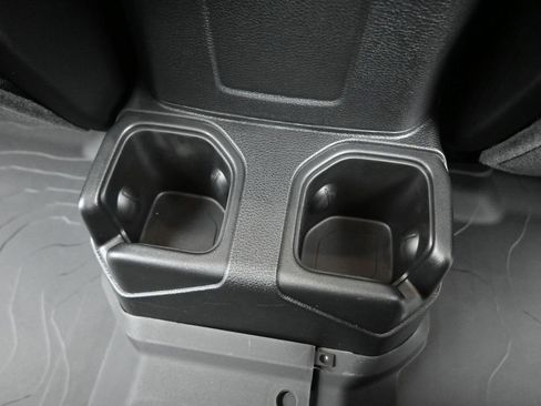 New 2025 Jeep Gladiator Sport image 24