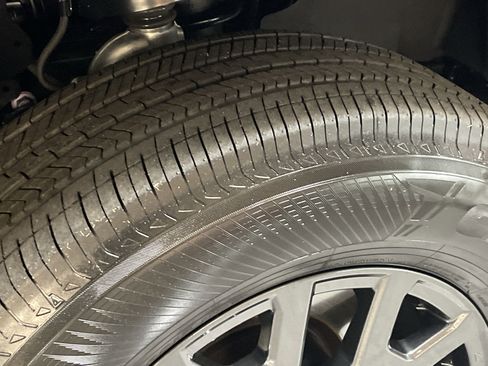 Certified 2025 Toyota 4Runner SR5 image 12