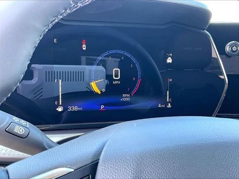 New 2026 Chevrolet Trax ACTIV w/ Driver Confidence Package FWD image 20