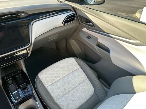 Used 2023 Chevrolet Bolt EUV Premier w/ Sun & Sound Package image 23