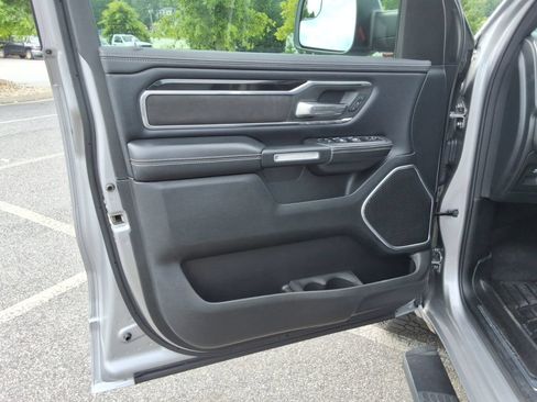 Used 2020 RAM 1500 Laramie w/ Sport Appearance Package AWD/4WD image 23