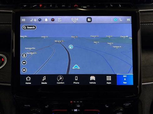 Used 2025 Jeep Grand Cherokee Limited image 25