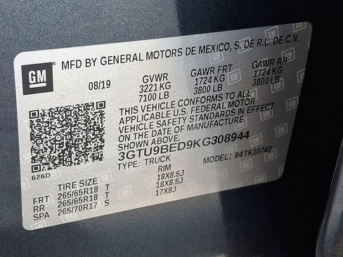 Used 2019 GMC Sierra 1500 SLE w/ SLE Value Package image 29