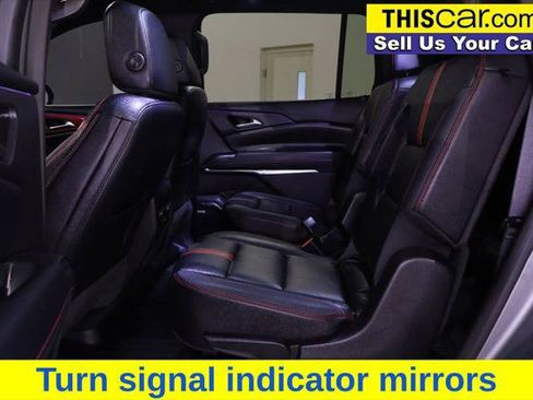 Used 2025 Chevrolet Traverse RS w/ LPO, Cargo Package FWD image 29