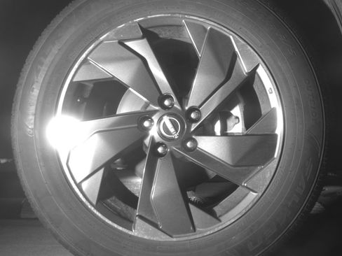 Used 2025 Nissan Rogue SV image 13