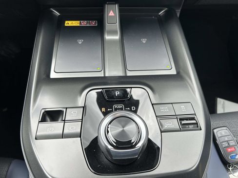 New 2026 Subaru Solterra AWD/4WD image 15