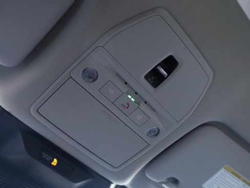 New 2026 Nissan Leaf Platinum+ w/ Cargo Package (Platinum+) image 18