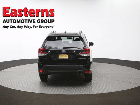 Used 2022 Subaru Forester Premium AWD/4WD image 40