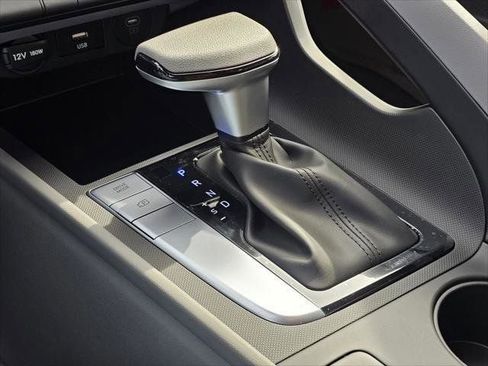 New 2026 Hyundai Elantra SE FWD image 23