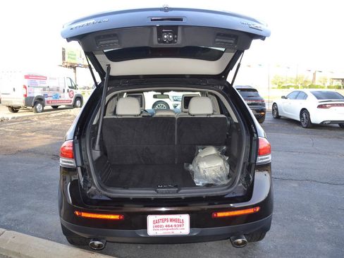 Used 2015 Lincoln MKX AWD w/ Equipment Group 102A image 7