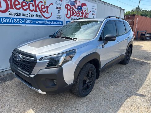 Used 2022 Subaru Forester Wilderness AWD/4WD image 6