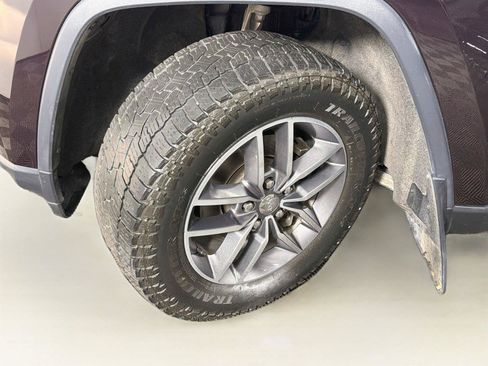 Used 2018 Jeep Grand Cherokee Limited AWD/4WD image 38