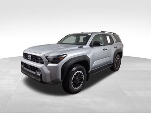 Used 2025 Toyota 4Runner TRD Off-Road AWD/4WD image 2
