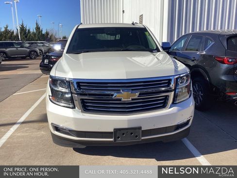 Used 2015 Chevrolet Suburban LTZ image 2