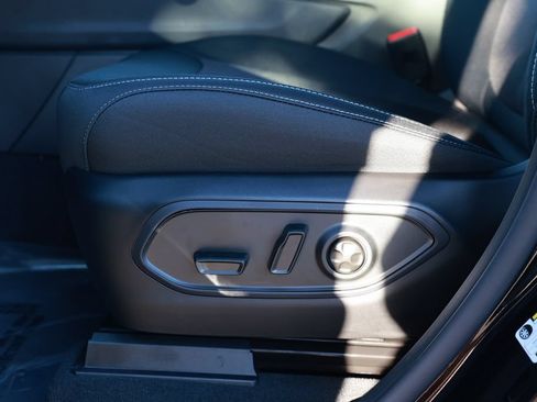 New 2026 Jeep Grand Cherokee L Laredo AWD/4WD image 16