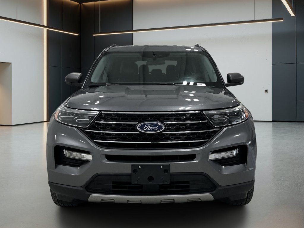 Used 2021 Ford Explorer XLT AWD/4WD image 9