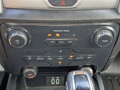 Used 2021 Ford Ranger XLT w/ Equipment Group 301A Mid AWD/4WD image 25