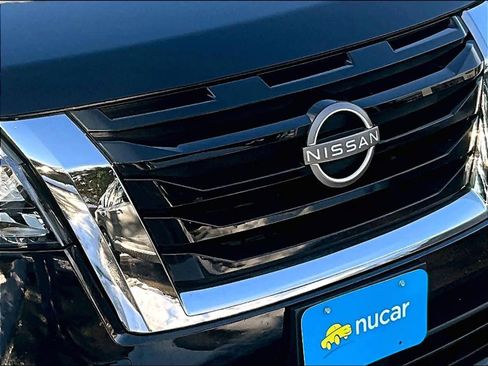 Certified 2025 Nissan Pathfinder SV image 31