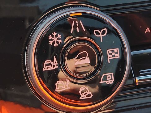 New 2025 Nissan Armada PRO-4X w/ Pro-4X Premium Package image 20