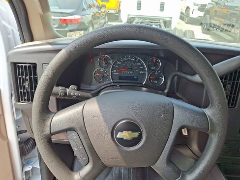 New 2025 Chevrolet Express 3500 w/ Driver Convenience Package image 11