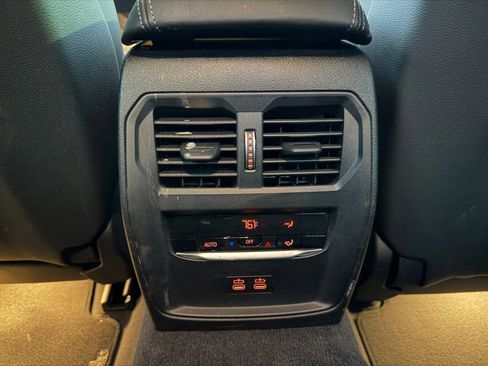 Used 2021 BMW M4 Competition w/ Executive Package image 19