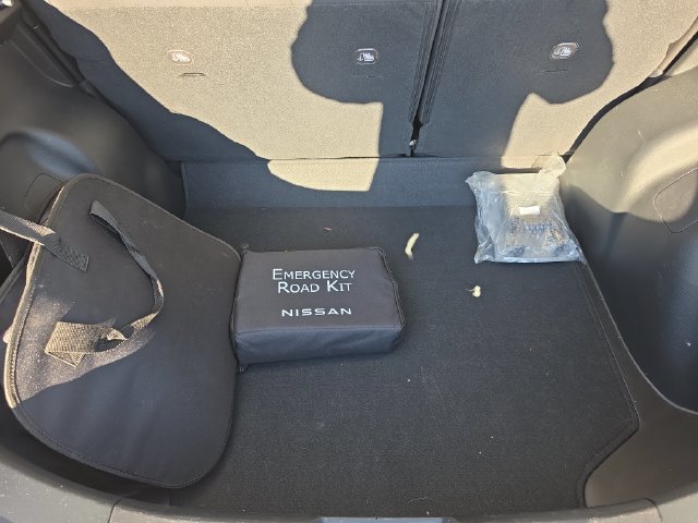 Used 2024 Nissan Leaf SV Plus FWD image 18
