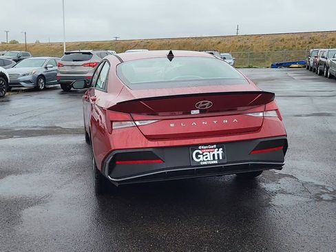 New 2025 Hyundai Elantra Sport image 4