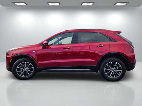 Used 2025 Cadillac XT4 Sport image 7