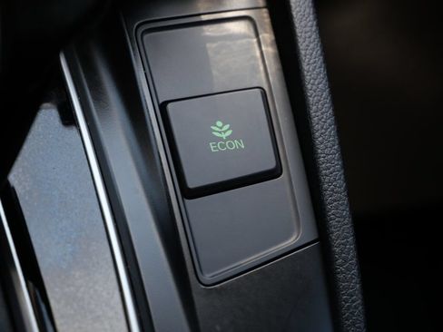 Used 2018 Honda CR-V Touring image 35