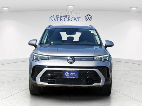 Certified 2025 Volkswagen Taos SEL AWD/4WD image 2