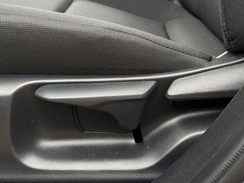 Used 2025 Toyota Corolla LE FWD image 25