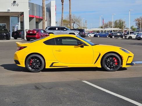 New 2026 Toyota GR86 YUZU Limited image 5