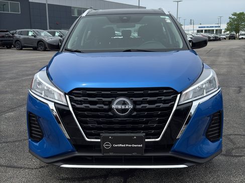 Used 2023 Nissan Kicks SV FWD image 3