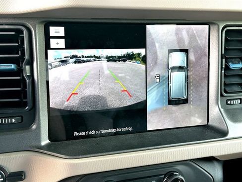 Used 2024 Ford Bronco Wildtrak AWD/4WD image 15
