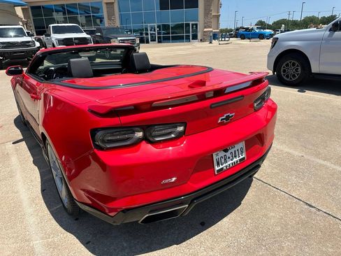 Used 2020 Chevrolet Camaro SS RWD image 9