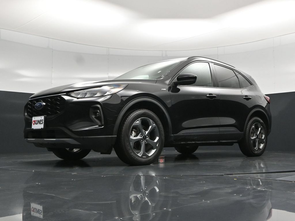 Used 2025 Ford Escape ST-Line Select AWD/4WD image 46