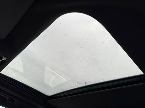 Used 2025 BMW 530i xDrive image 22