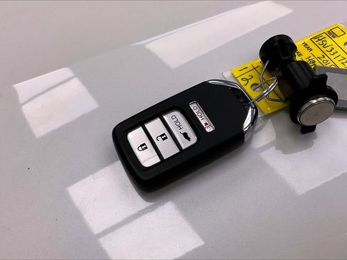 Used 2015 Honda CR-V Touring image 10