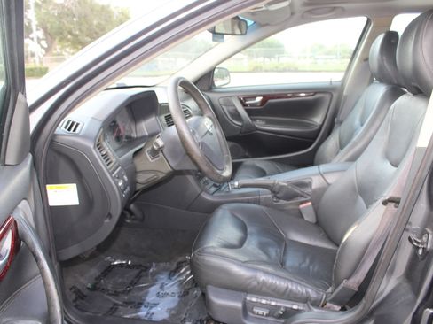 Used 2003 Volvo S60 2.4 FWD image 8